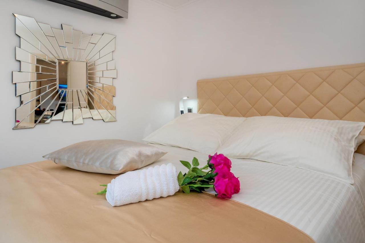 Uniquely Designed Villa Ivana With Outdoor Jacuzzi Nearby The Pebble Banje Beach At The Island Of Solta Rogac Ngoại thất bức ảnh