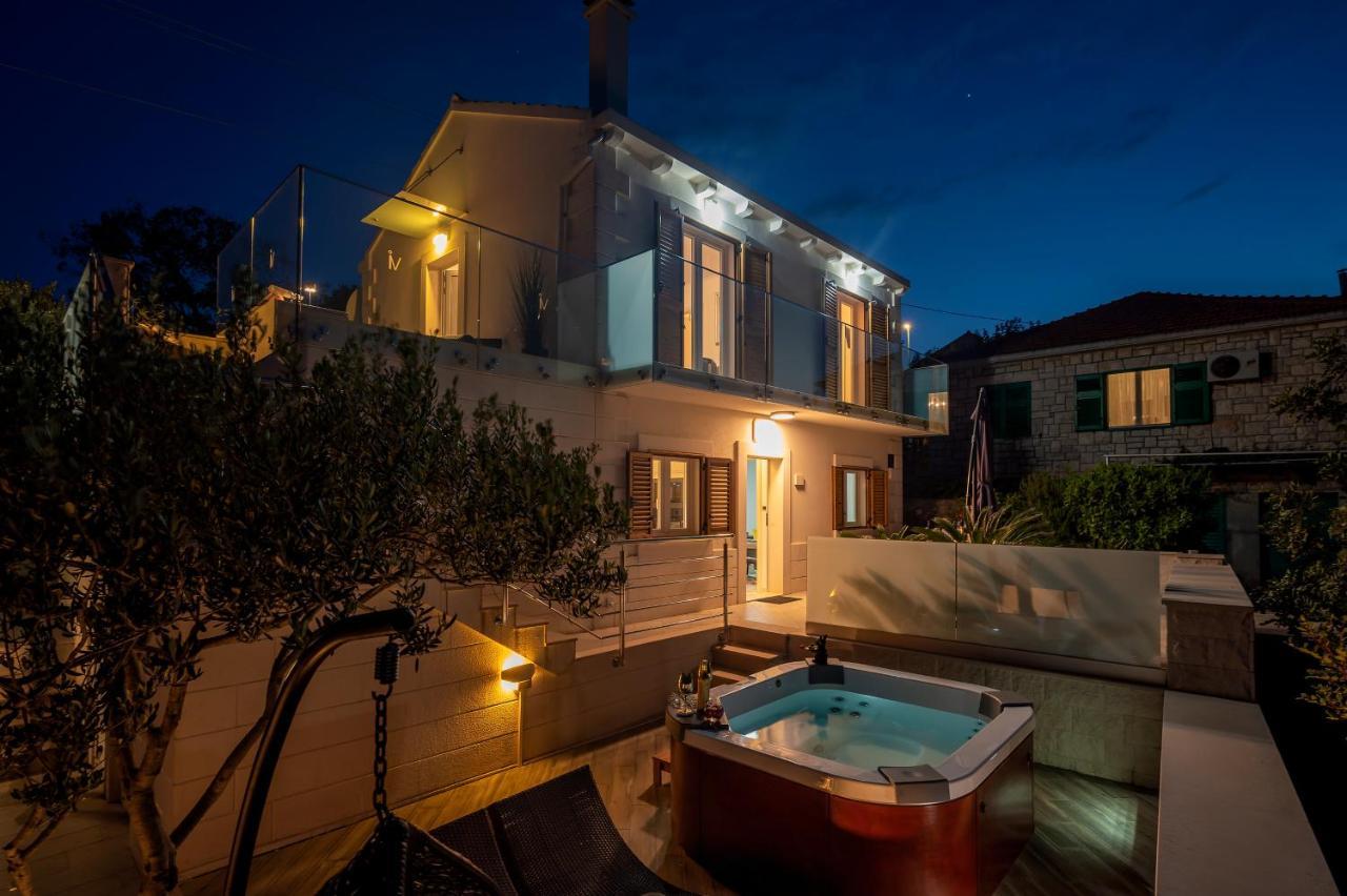 Uniquely Designed Villa Ivana With Outdoor Jacuzzi Nearby The Pebble Banje Beach At The Island Of Solta Rogac Ngoại thất bức ảnh