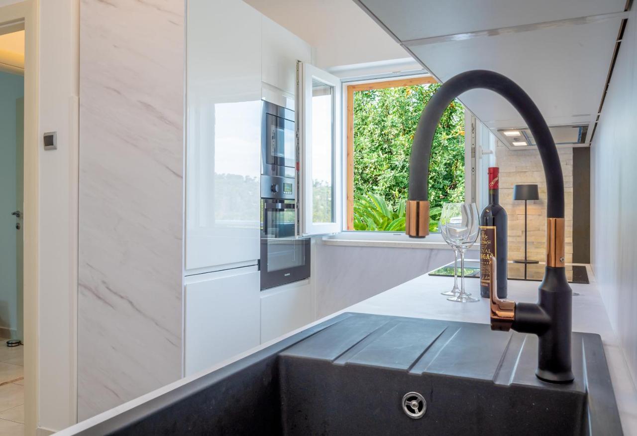 Uniquely Designed Villa Ivana With Outdoor Jacuzzi Nearby The Pebble Banje Beach At The Island Of Solta Rogac Ngoại thất bức ảnh