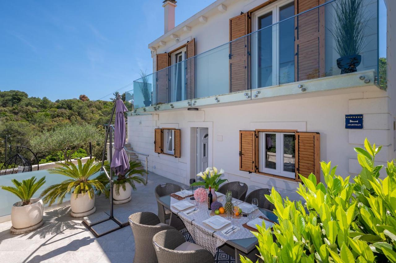 Uniquely Designed Villa Ivana With Outdoor Jacuzzi Nearby The Pebble Banje Beach At The Island Of Solta Rogac Ngoại thất bức ảnh